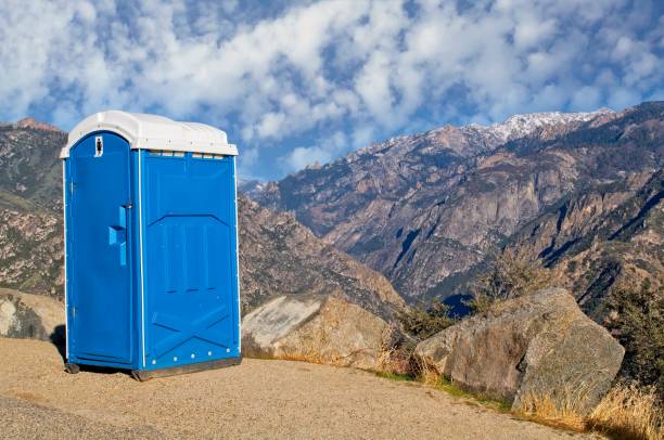 Best VIP or Luxury Restroom Trailers  in Kealakekua, HI